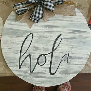 Hola Door Decor